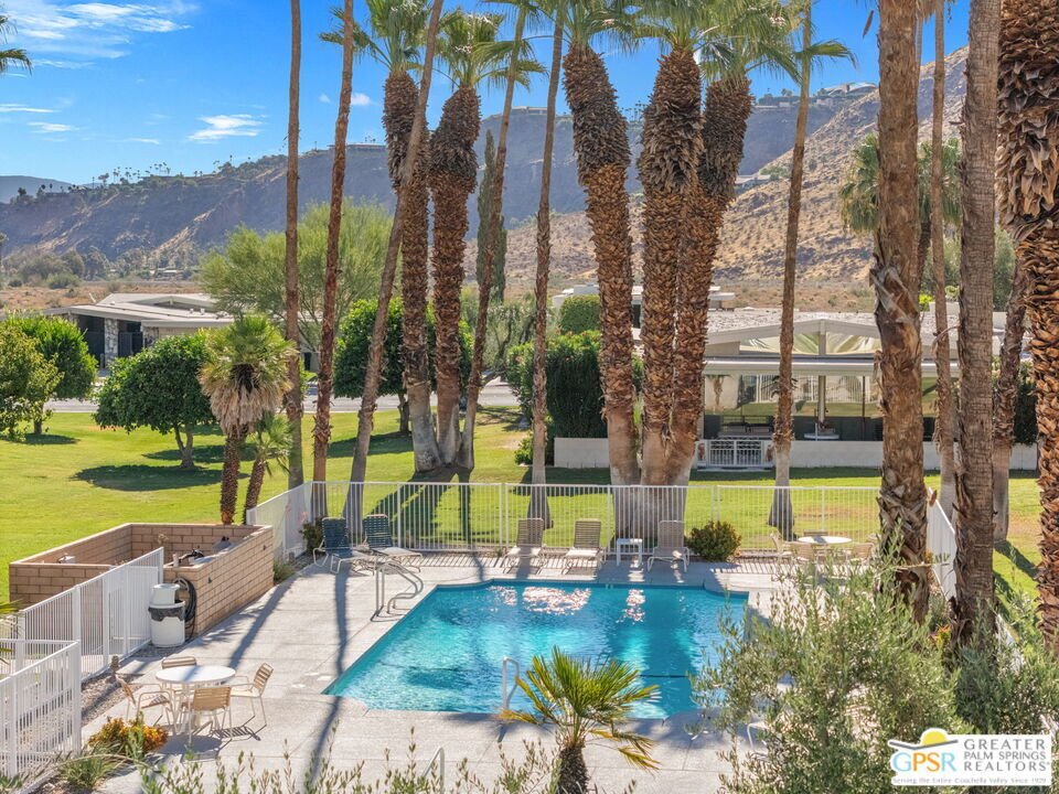 Condo in Palm Springs, California, United States 5 - 18353798