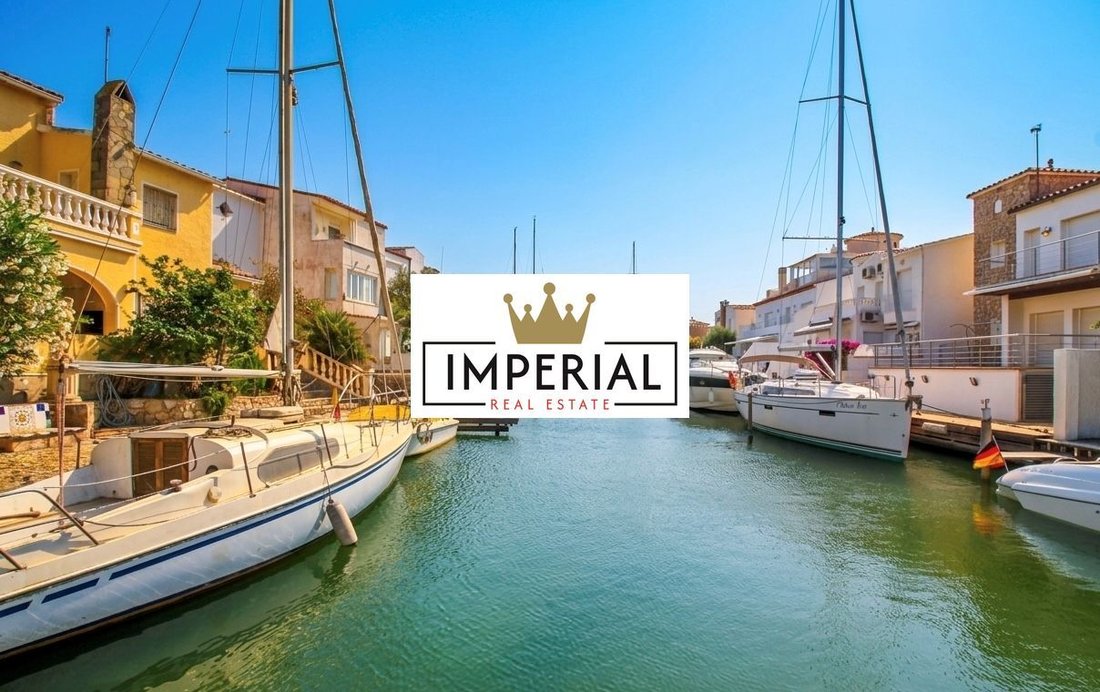 House in Empuriabrava, Catalonia, Spain 5 - 18351709