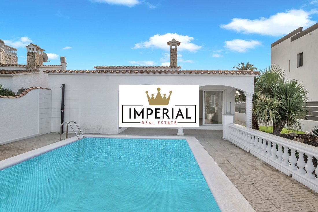 House in Empuriabrava, Catalonia, Spain 1 - 18351984
