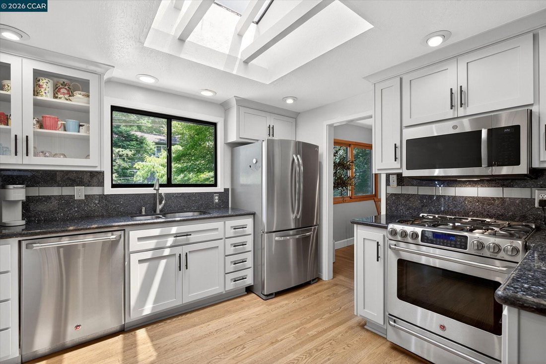 House in Lafayette, California, United States 4 - 18355057