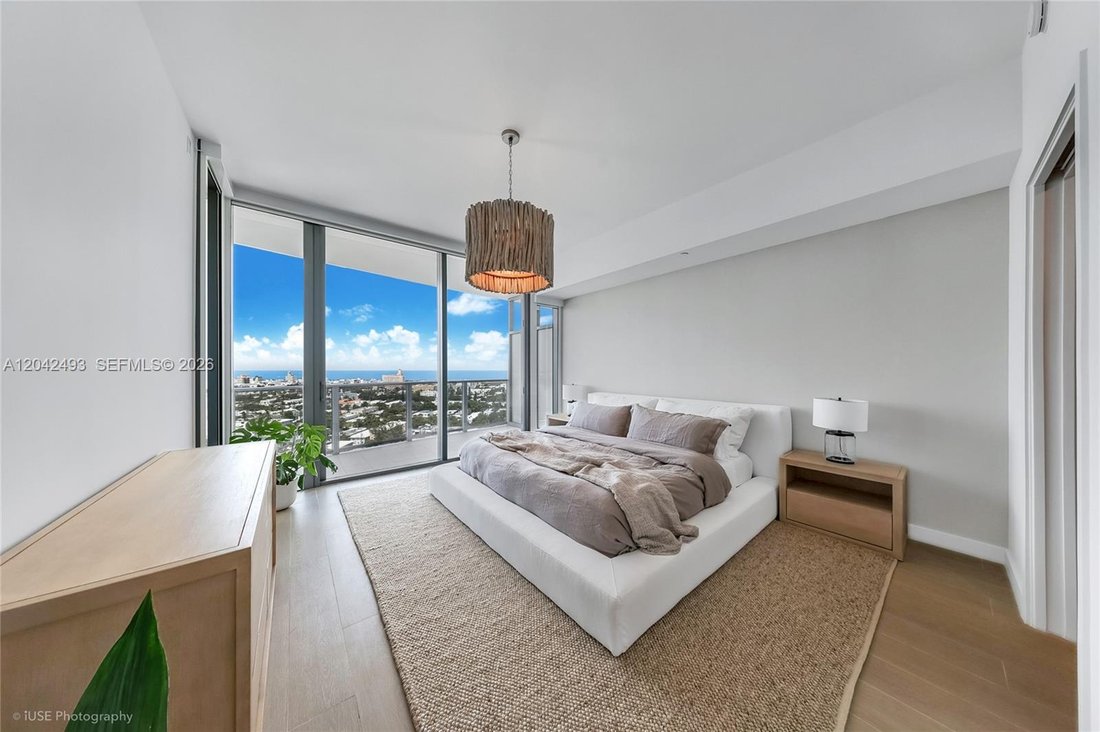 Condo in Miami Beach, Florida, United States 1 - 18355562