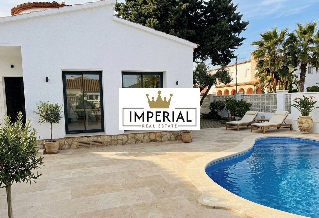 House in Empuriabrava, Catalonia, Spain 1 - 18352076