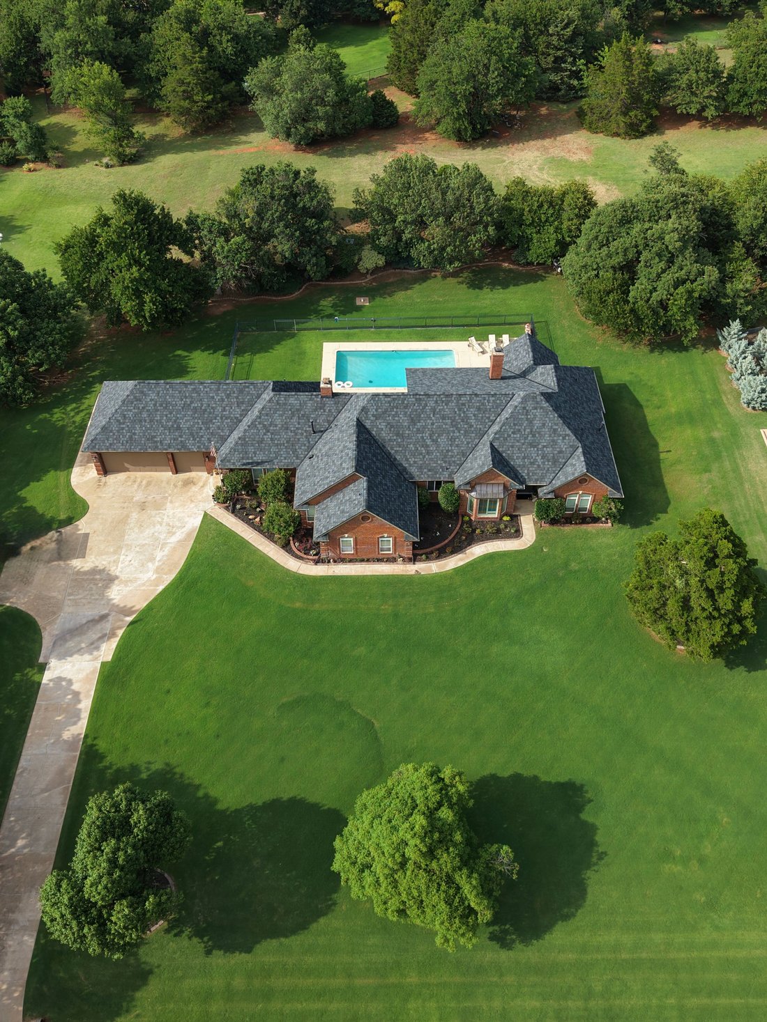 Edmond, Oklahoma, United States 4 - 18356640