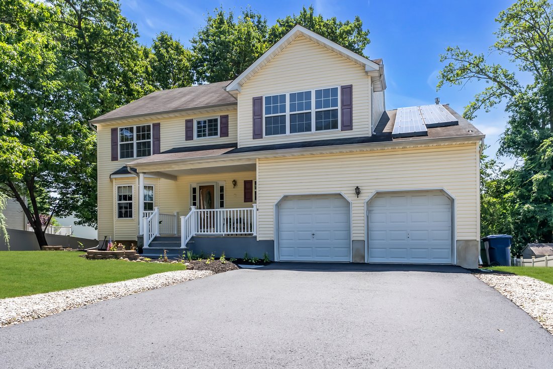 House in Neptune Township, New Jersey, United States 2 - 18352314