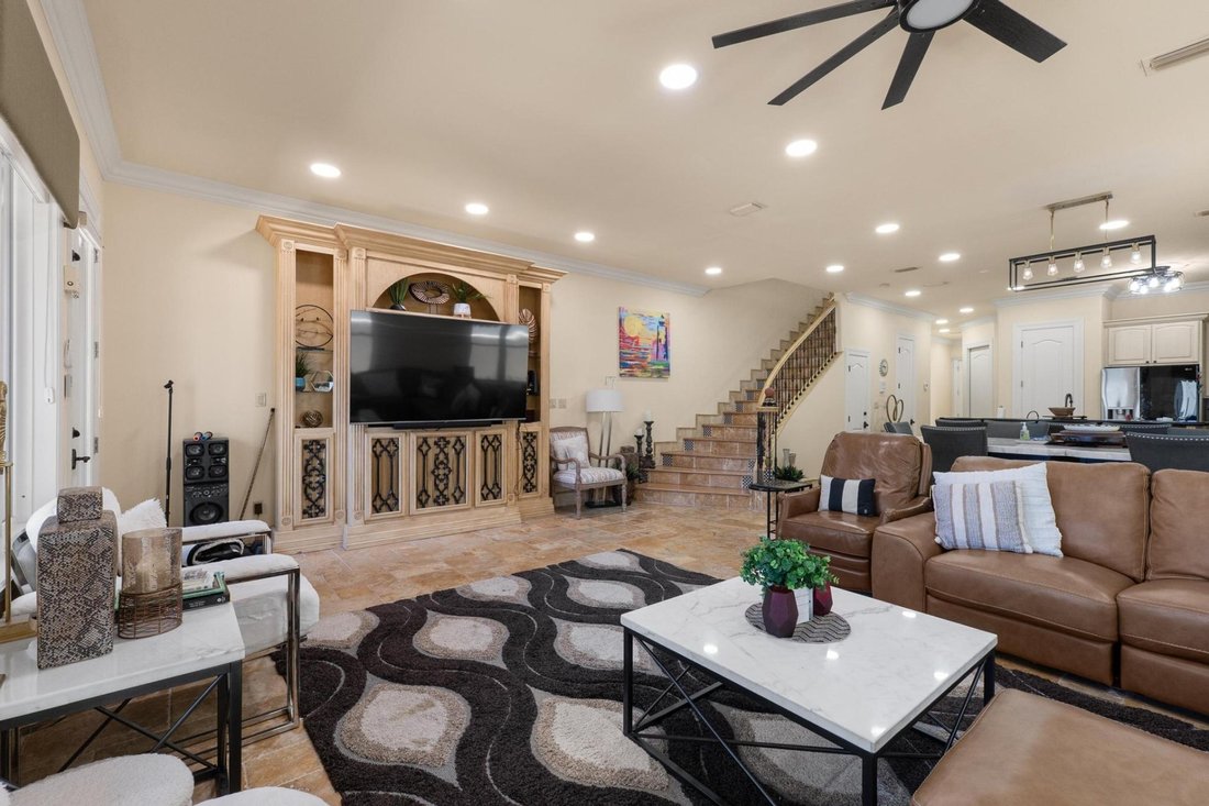 Condo in South Padre Island, Texas, United States 5 - 18352292