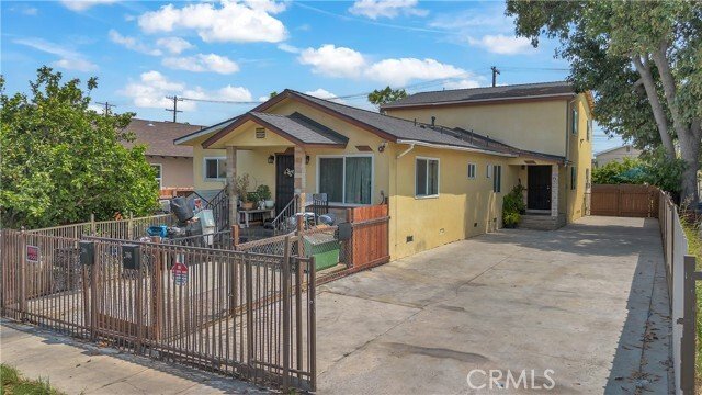 Los Angeles, California, United States 4 - 18352713