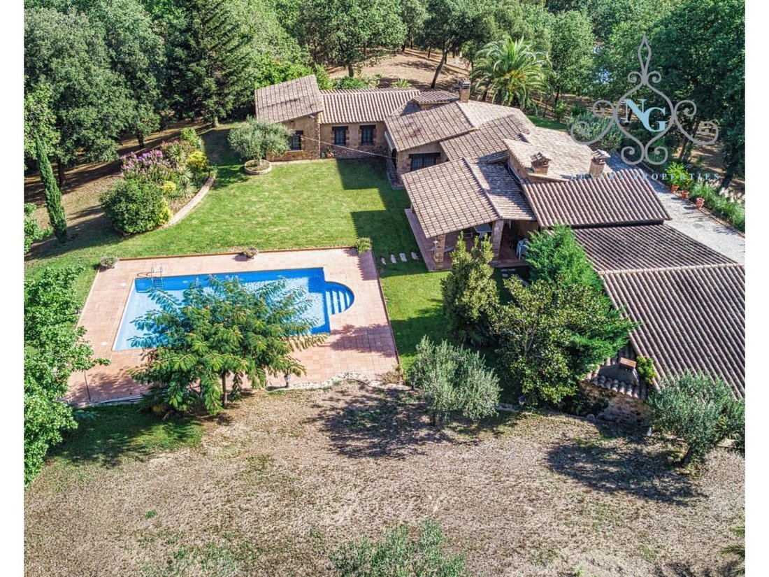 Finca in Santa Cristina d'Aro, Catalonia, Spain 1 - 18351214