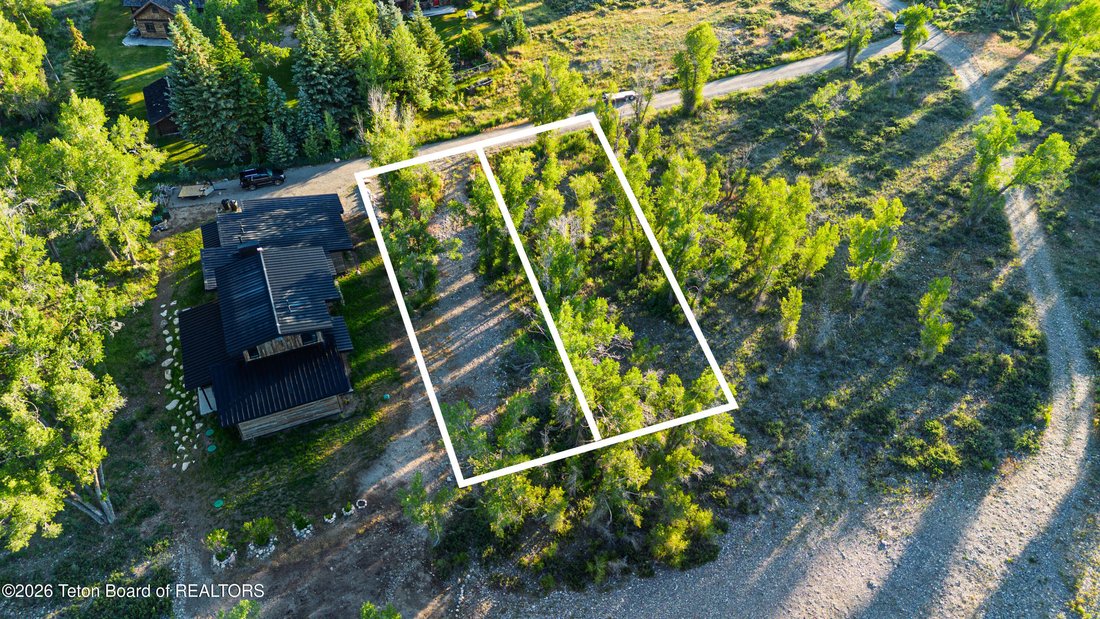 Land in Jackson, Wyoming, United States 5 - 16802078