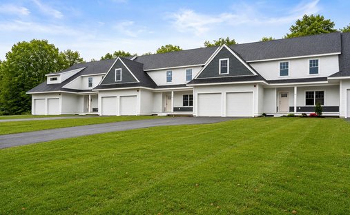 Condo in Sandown, New Hampshire, United States 1
