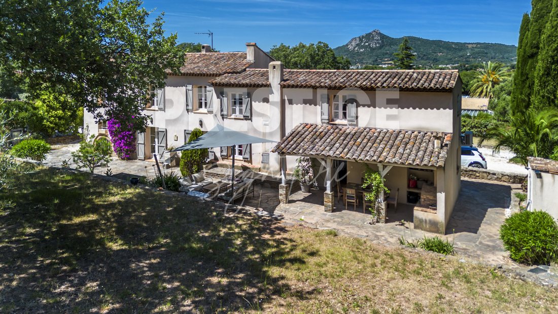 House in Hyeres, Provence-Alpes-Côte d'Azur, France 5 - 18351875