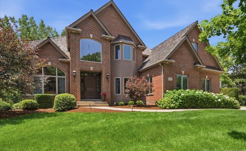 House in South Elgin, Illinois, United States 1