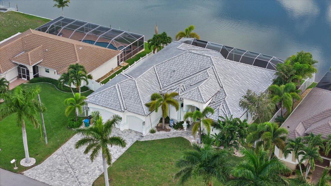 House in Cape Coral, Florida, United States 3 - 18353734