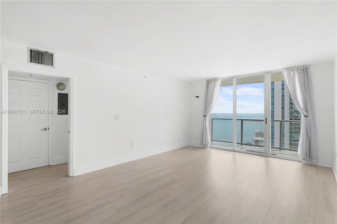 Condo in Miami, Florida, United States 3 - 18355550