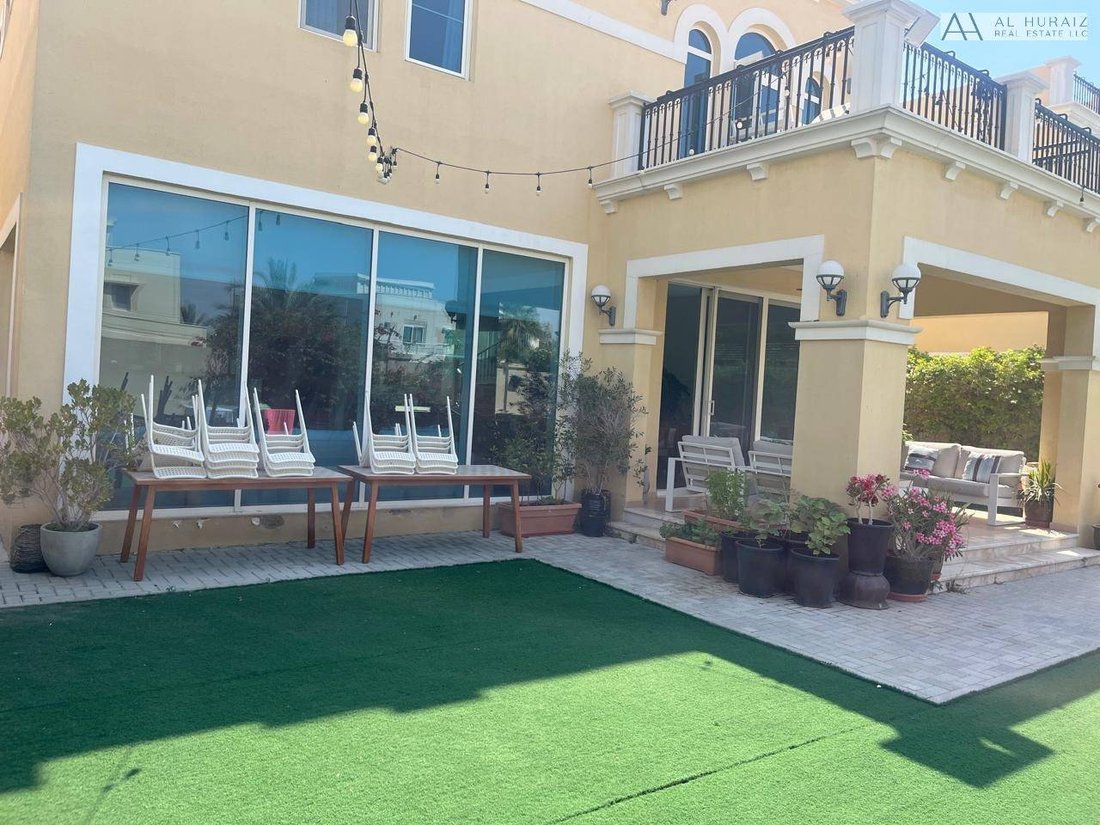 Villa in Jumeirah Park, Dubai, United Arab Emirates 1 - 18351270