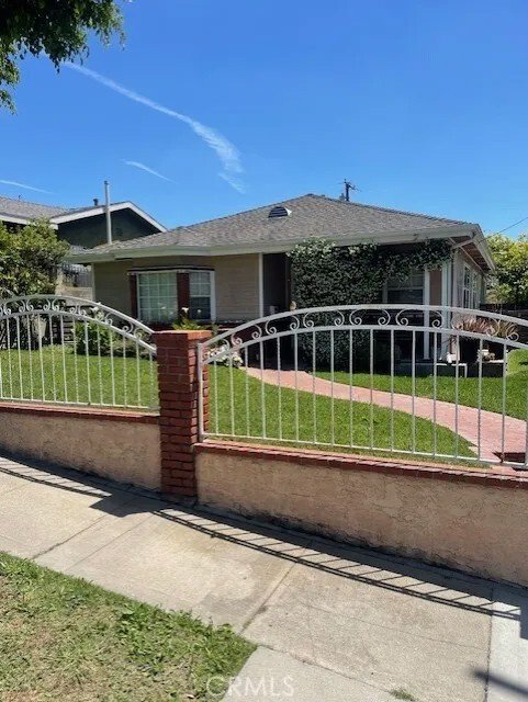 Inglewood, California, United States 4 - 18354801