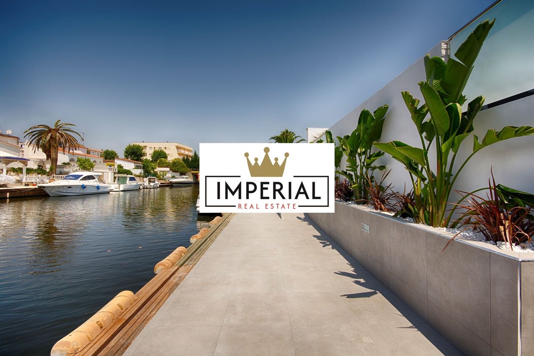 House in Empuriabrava, Catalonia, Spain 3 - 18351576