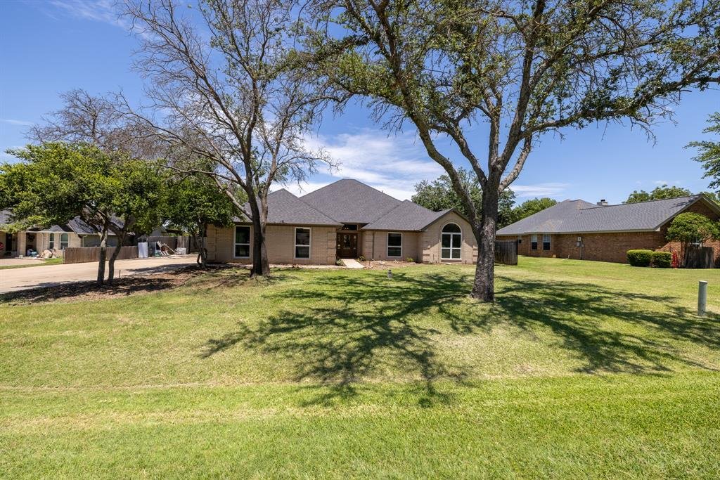 House in Granbury, Texas, United States 1 - 18355288
