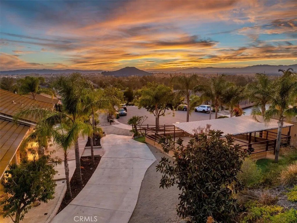 House in Norco, California, United States 5 - 18354869
