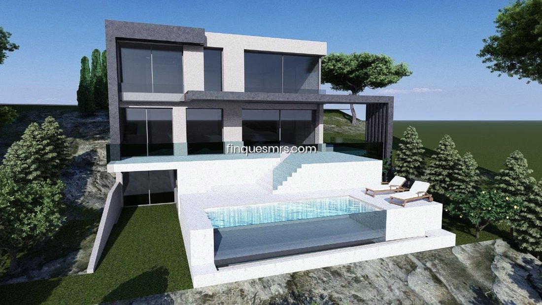 Land in Lloret de Mar, Catalonia, Spain 3 - 18354458