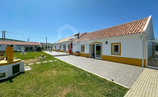 Haus in Ericeira, Lissabon, Portugal 1