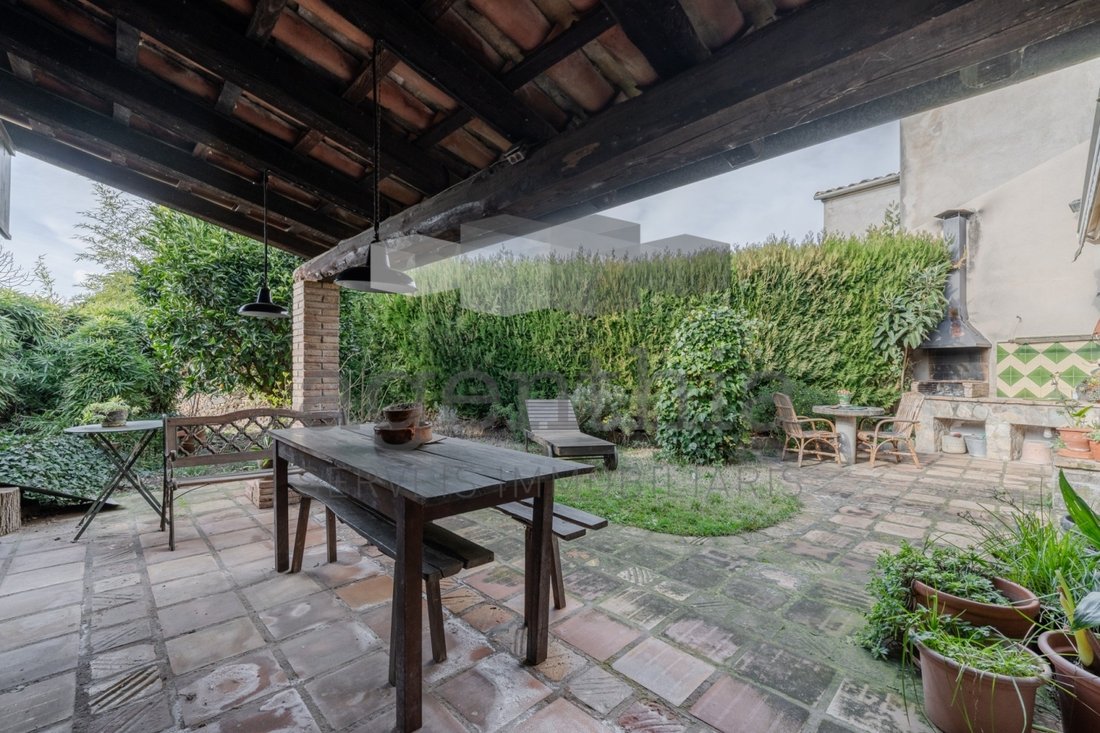 Chalet in Vilablareix, Catalonia, Spain 4 - 18351339