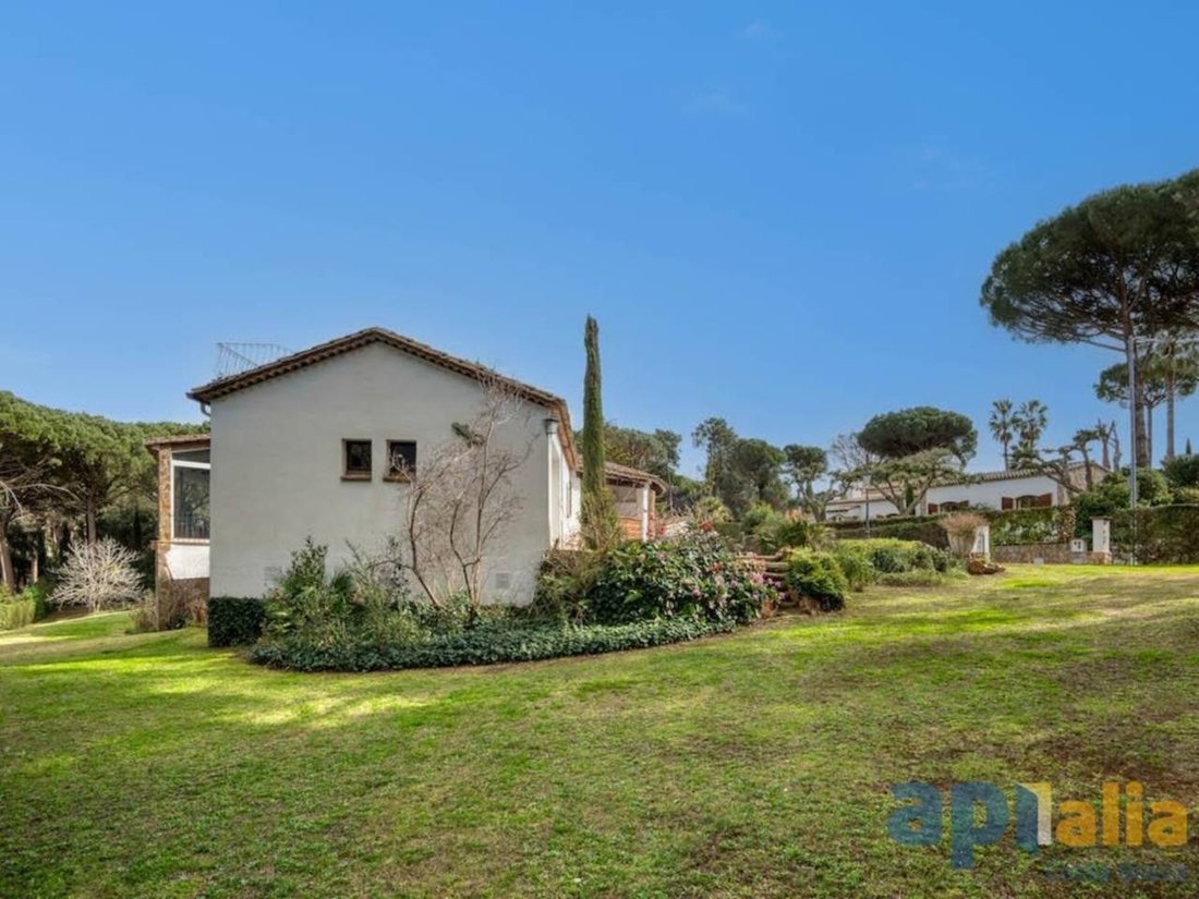 Chalet in Santa Cristina d'Aro, Catalonia, Spain 4 - 18351156