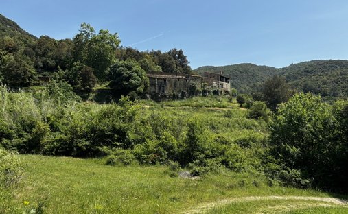 Landhaus in Girona, Katalonien, Spanien 1