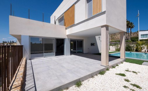 Villa in Algorfa, Valencian Community, Spain 1