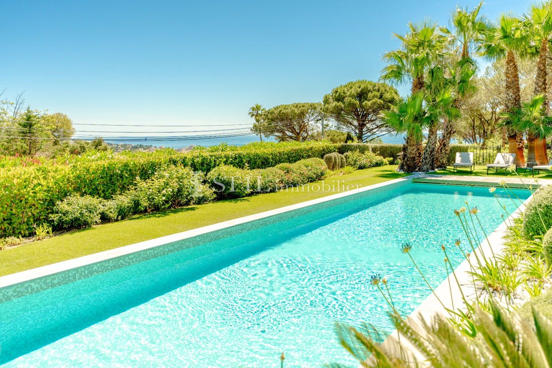 Villa in Ville-Les Saquedes-Le Bouillonnet, Sainte-Maxime, France 2 - 18352243