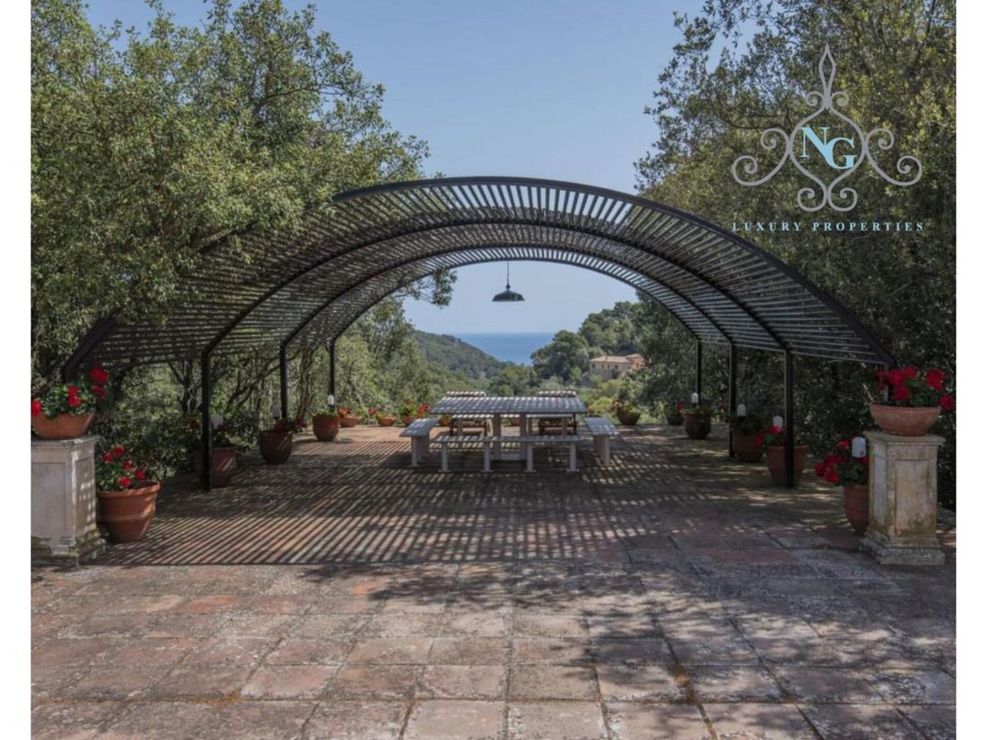 Chalet in Begur, Catalonia, Spain 1 - 18351182