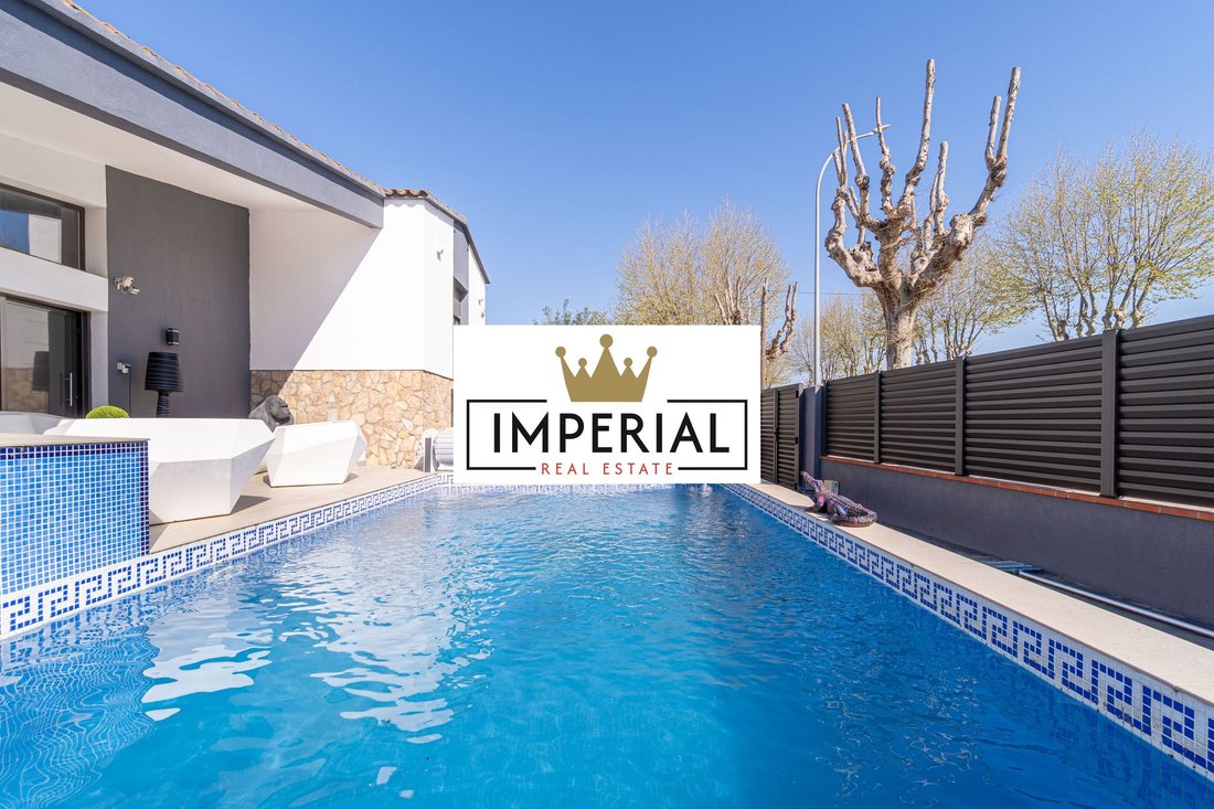 House in Empuriabrava, Catalonia, Spain 5 - 18352432