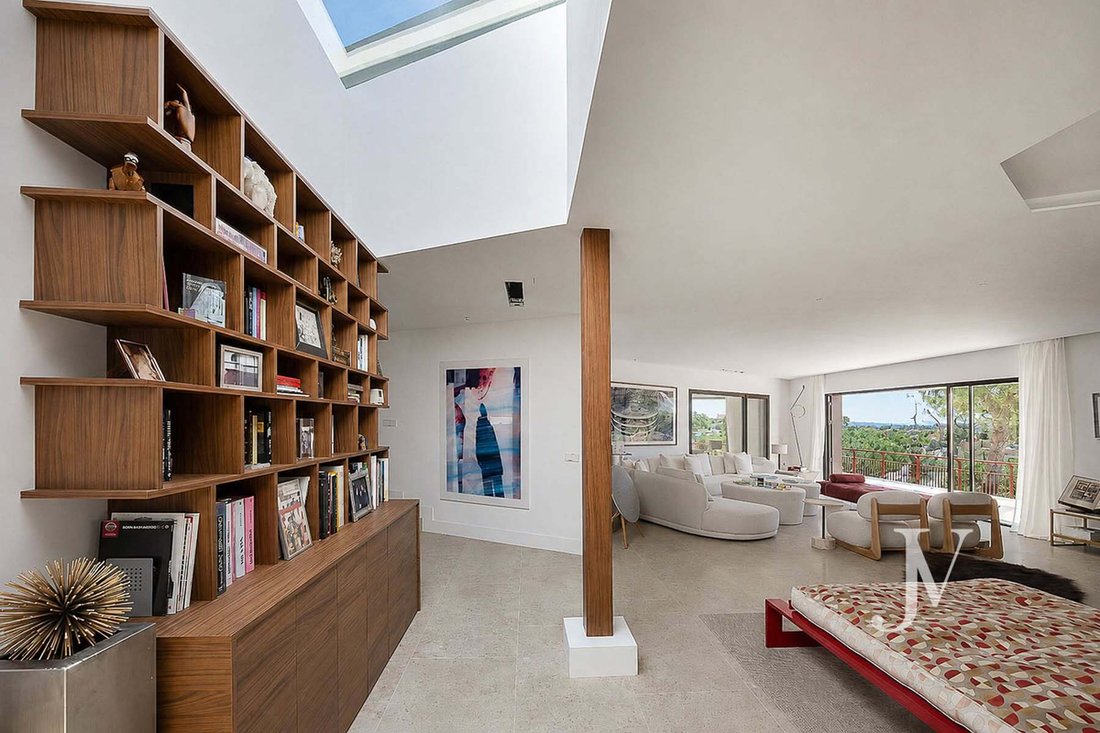 Villa in Fuencarral-El Pardo, Madrid, Spanien 3 - 18355802