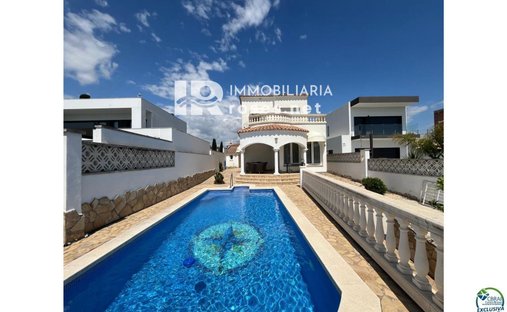 Casa en Ampuriabrava, Cataluña, España 1