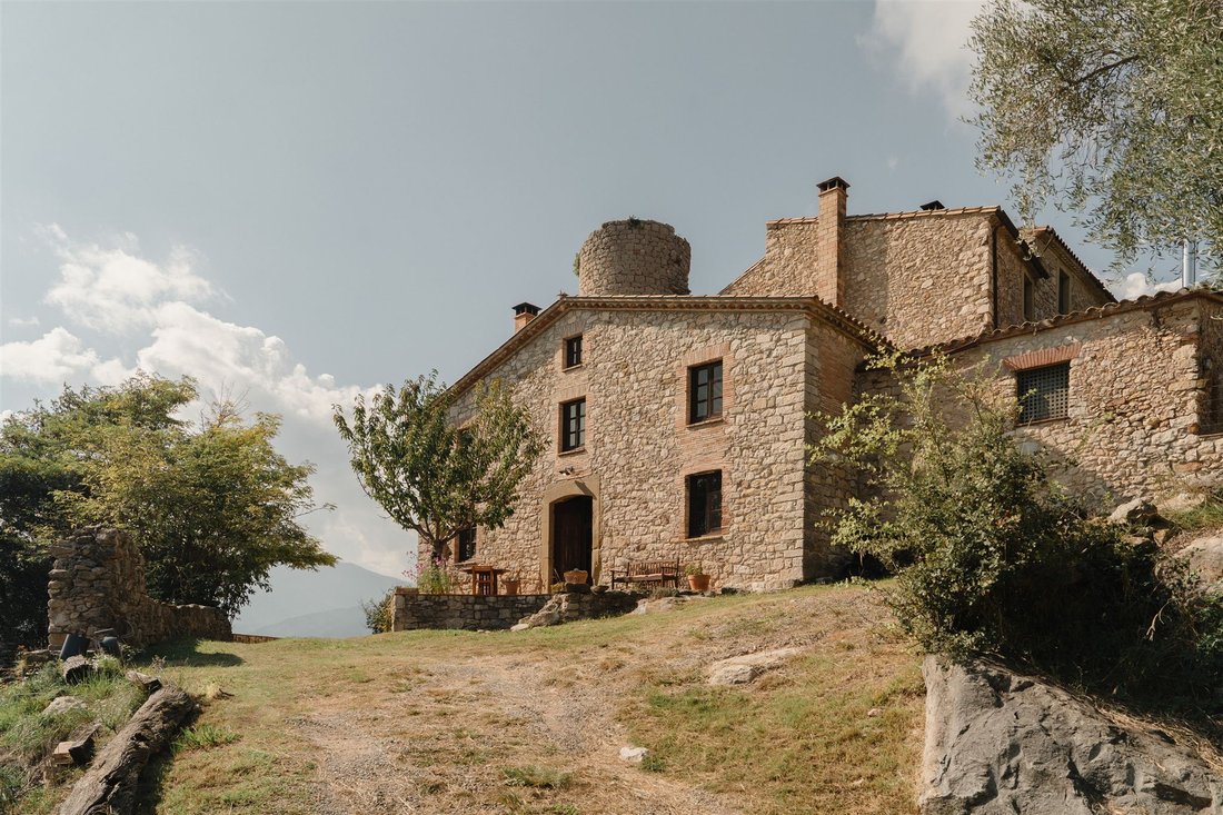Château à Amer, Catalogne, Espagne 1 - 18351148