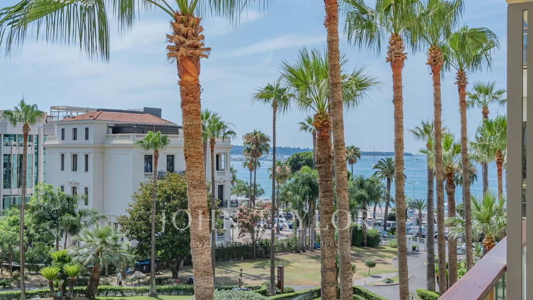 Apartment in Cannes, Provence-Alpes-Côte d'Azur, France 2 - 18352682