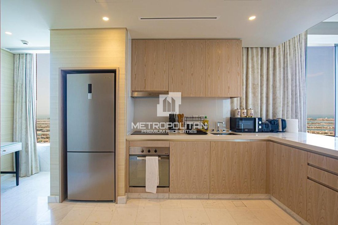Apartment in Palm Jumeirah, Dubai, United Arab Emirates 5 - 18355649