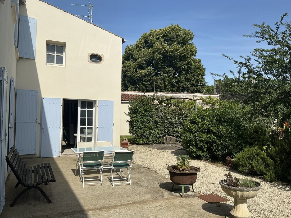 House in Sud, Nieul-sur-Mer, France 2 - 18356478