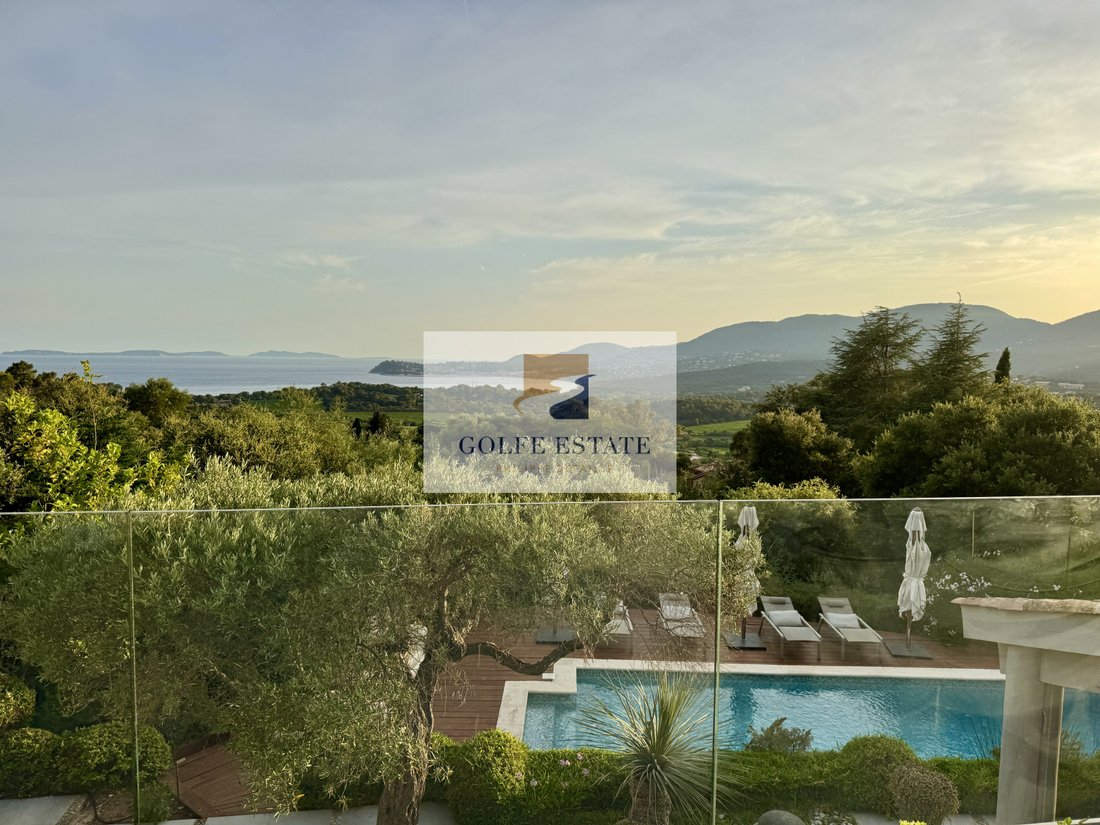 Villa in La Croix-Valmer, Provence-Alpes-Côte d'Azur, France 1 - 18354443