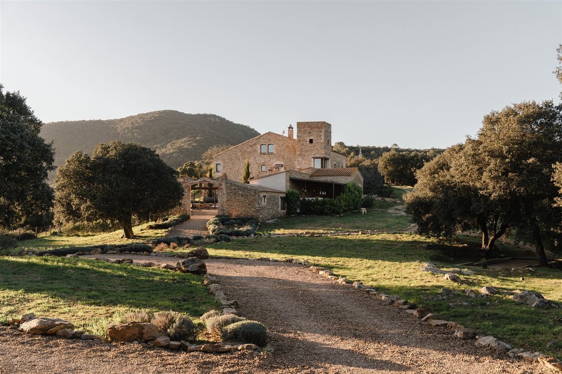 Country House in Quart, Catalonia, Spain 2 - 18351928