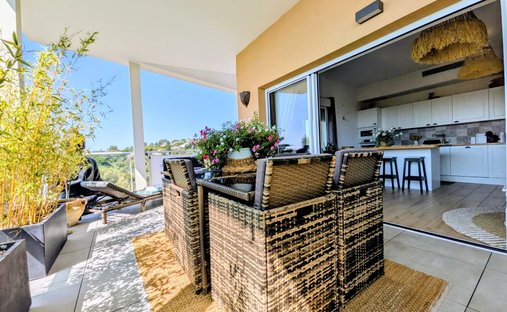 Apartment in Plans, Villeneuve-Loubet, France 1