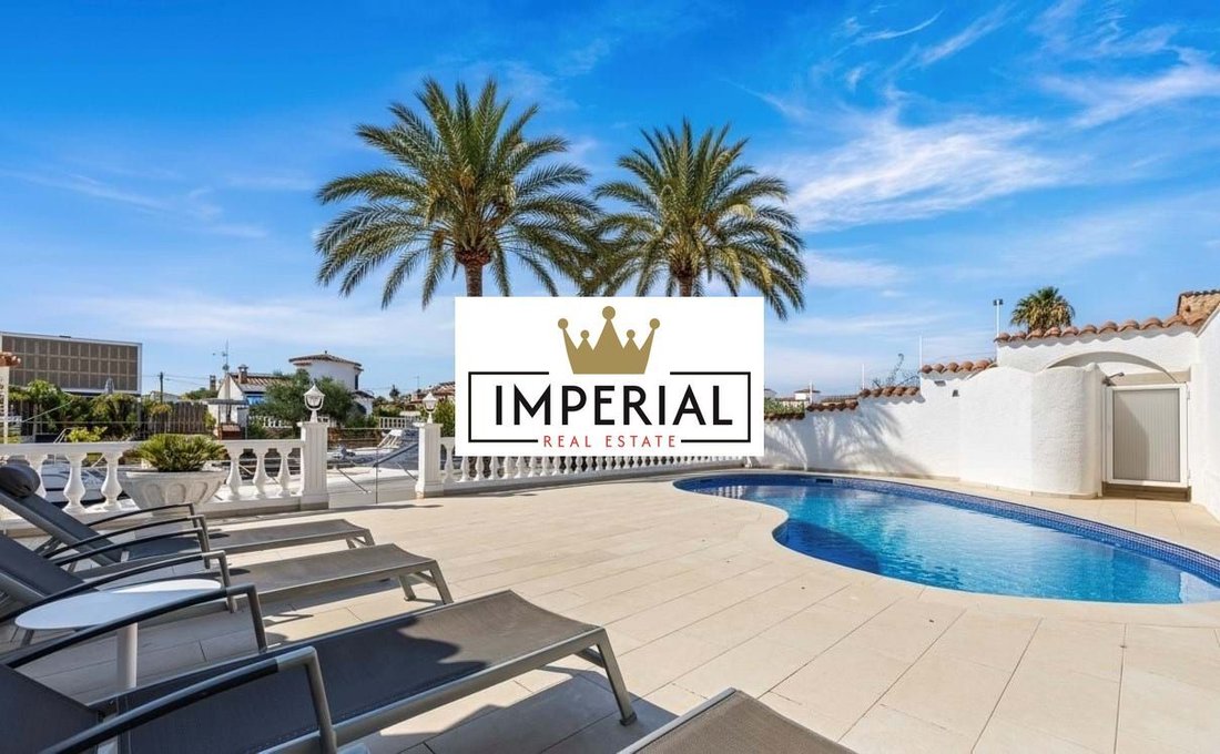 House in Empuriabrava, Catalonia, Spain 3 - 18351335
