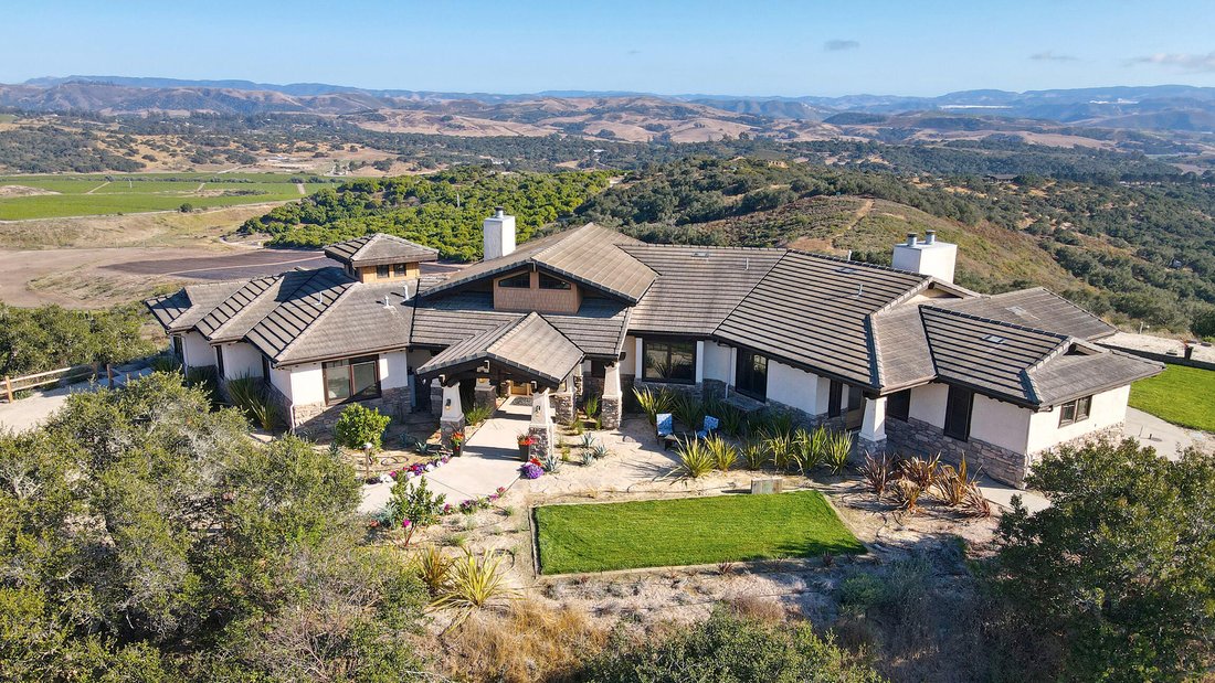 House in Lompoc, California, United States 1 - 18353662