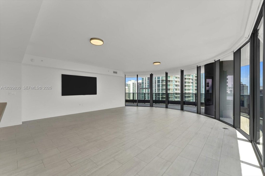Condo in Miami, Florida, United States 2 - 18355575