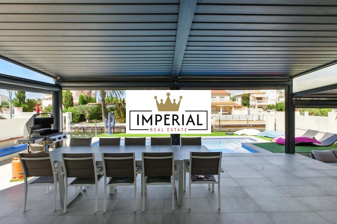 House in Empuriabrava, Catalonia, Spain 5 - 18352418