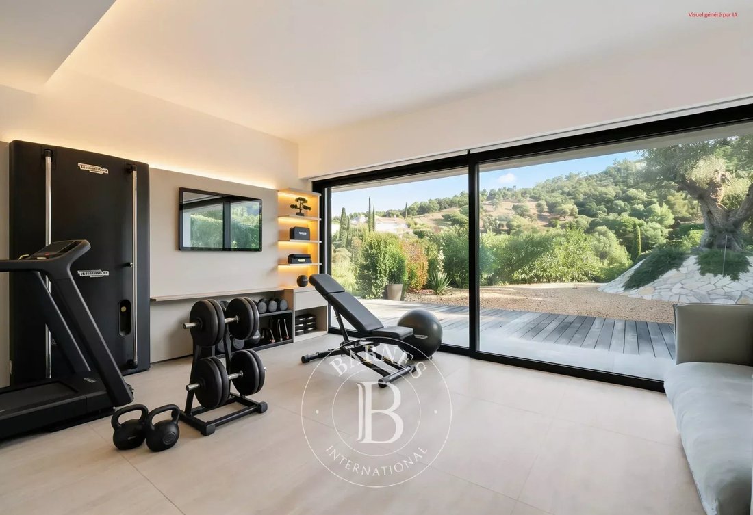 Villa in Les Issambres, Roquebrune-sur-Argens, France 4 - 18064405