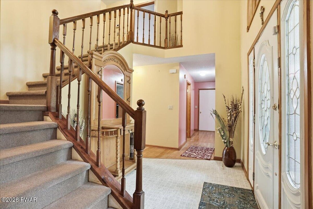 House in Milford, Pennsylvania, United States 4 - 18353759