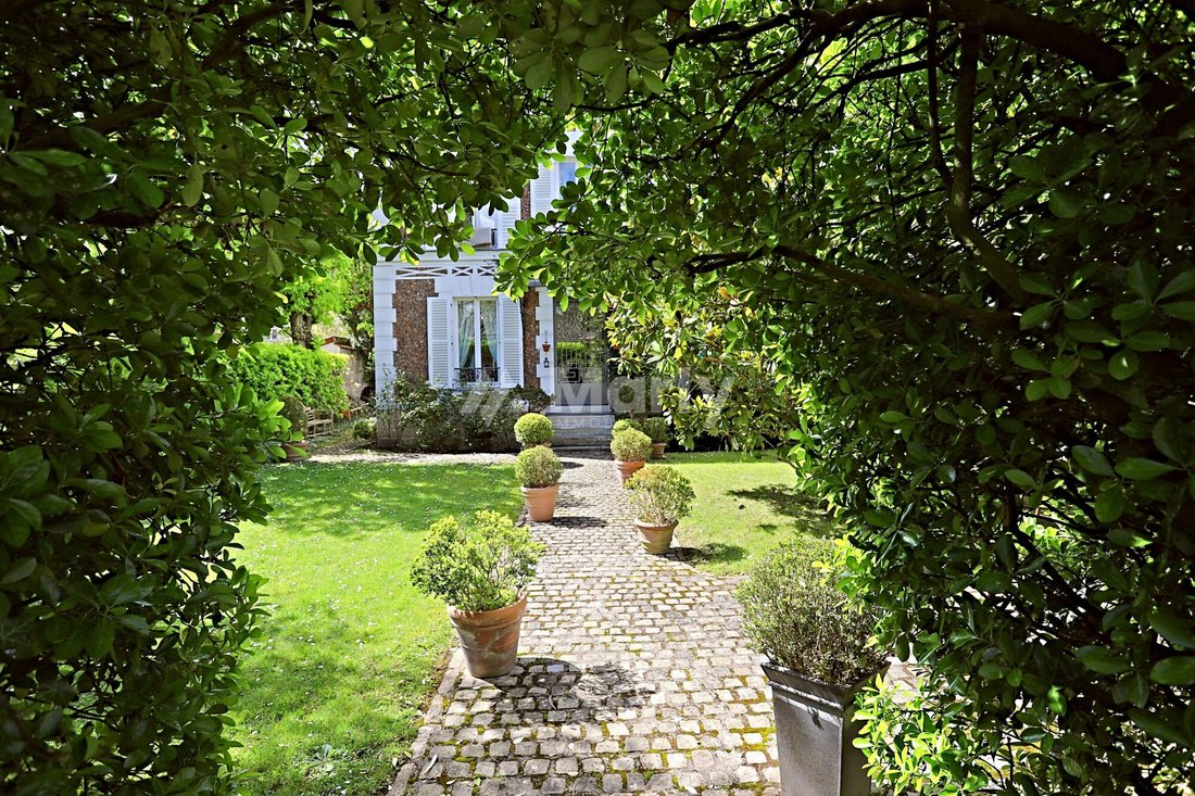 House in Adamville, Saint-Maur-des-Fossés, France 2 - 12928527