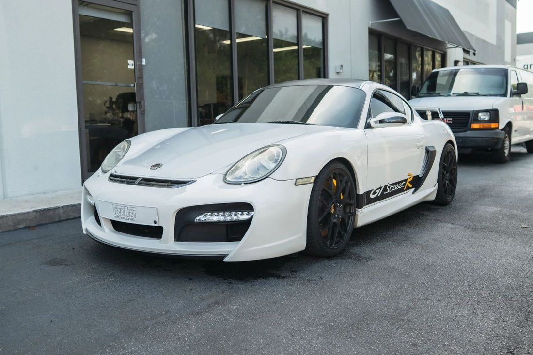 Coupe in Boynton Beach, FL, United States 3 - 18068200
