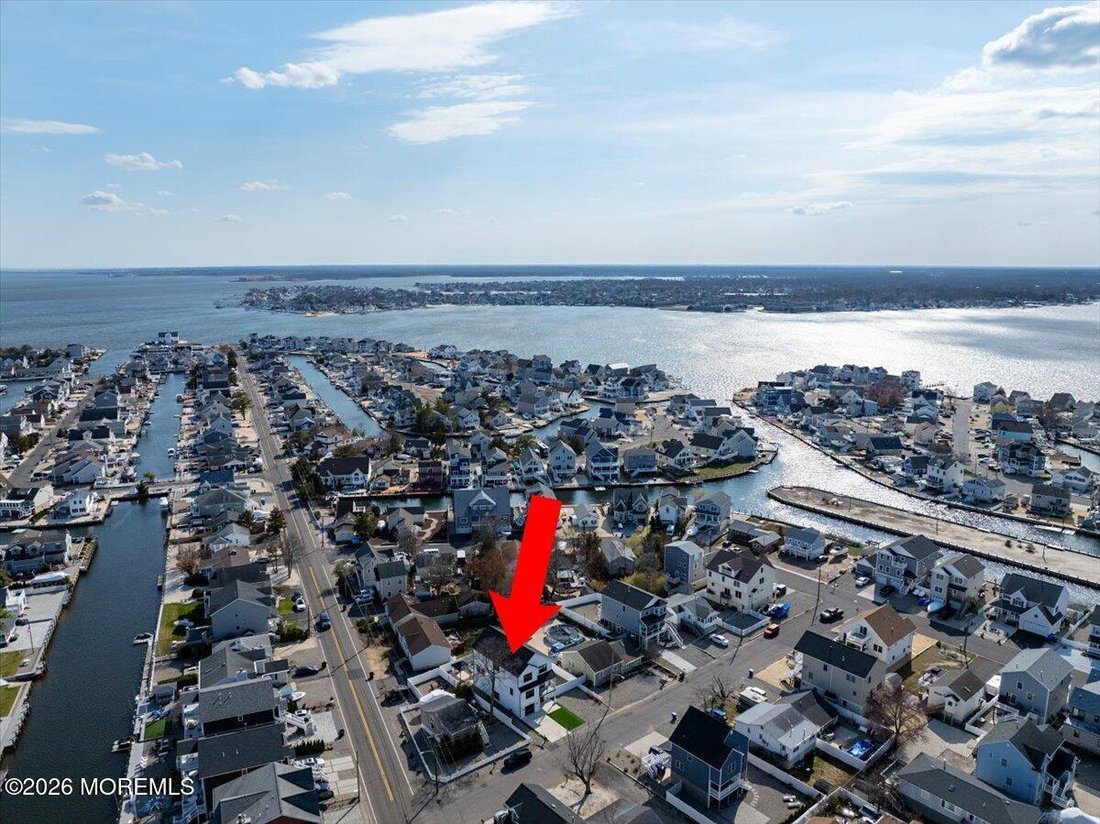 House in Brick Township, New Jersey, United States 2 - 18354657