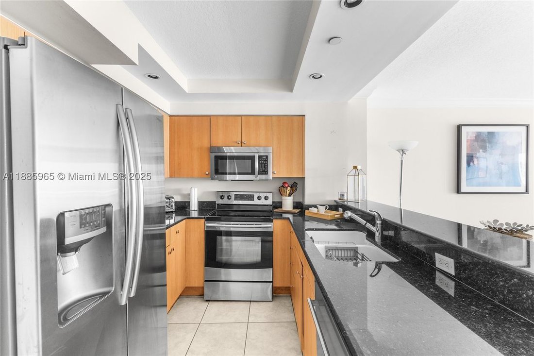 Condo in Miami Beach, Florida, United States 5 - 16289039